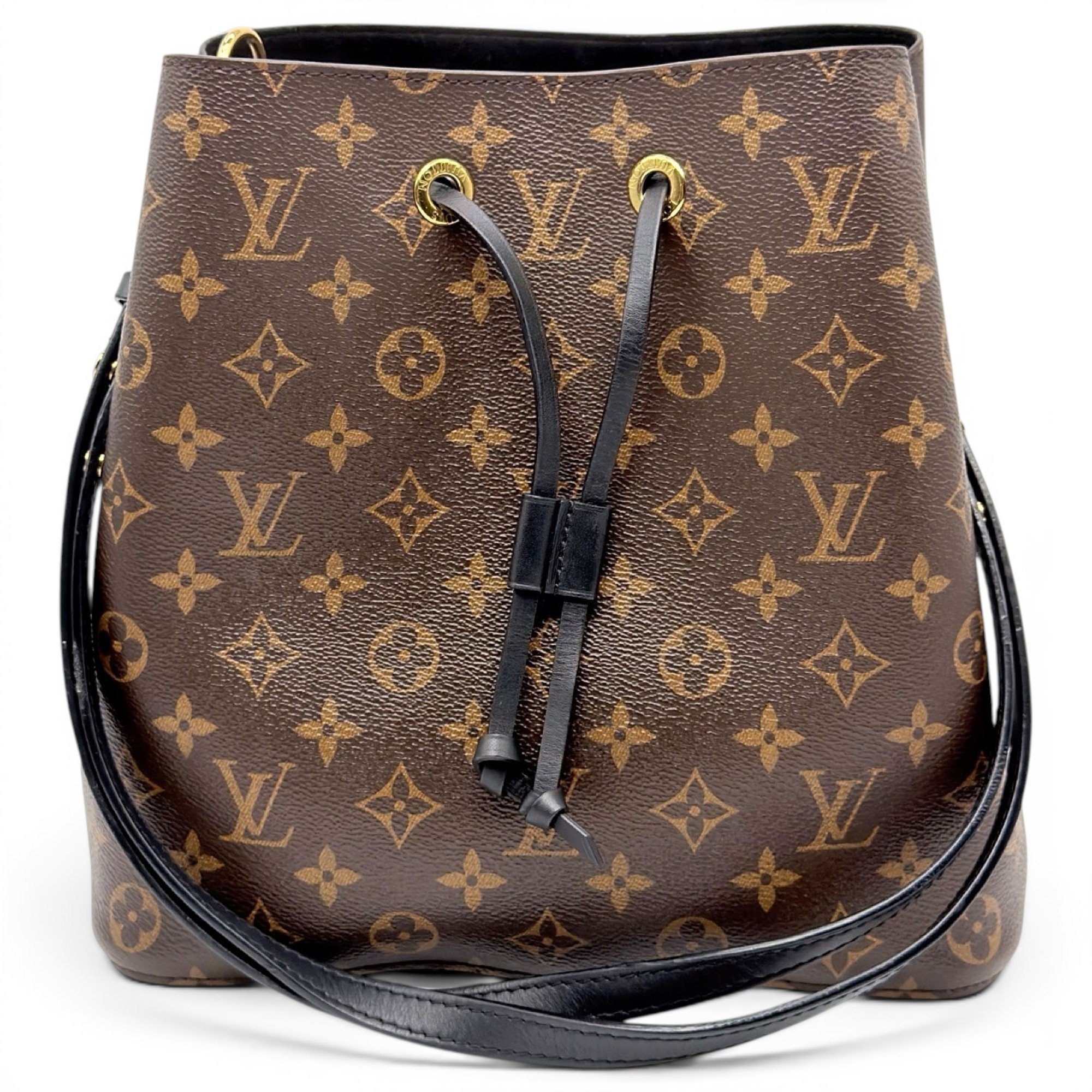 Noé leather handbag