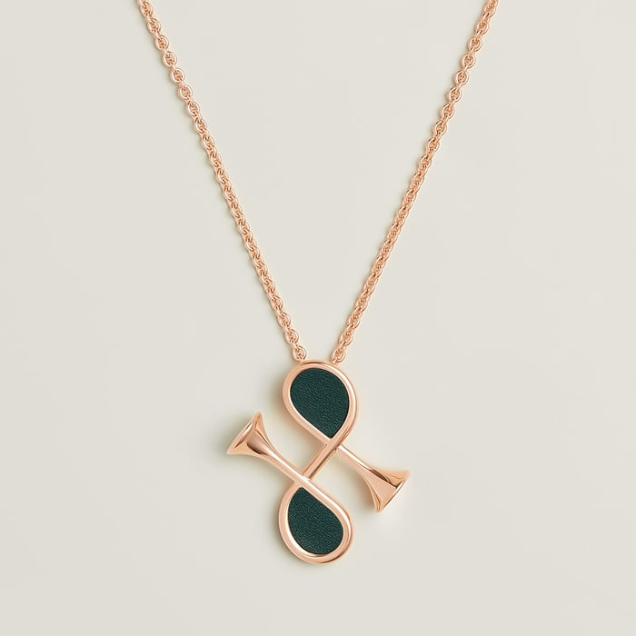 Cor H pendant