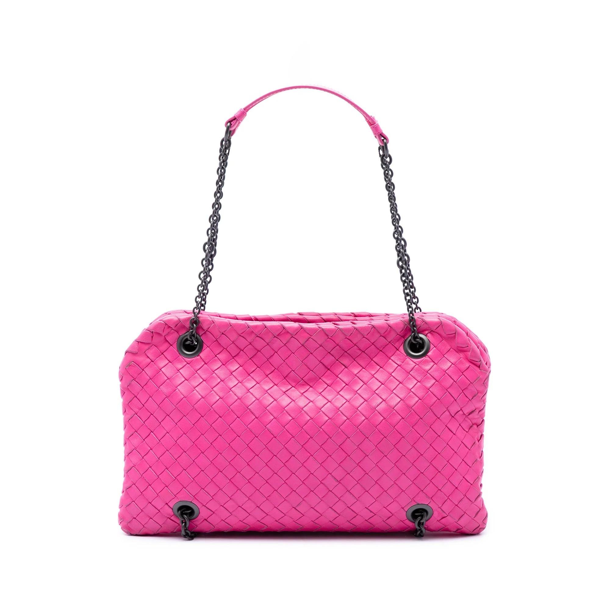 Veneta leather handbag
