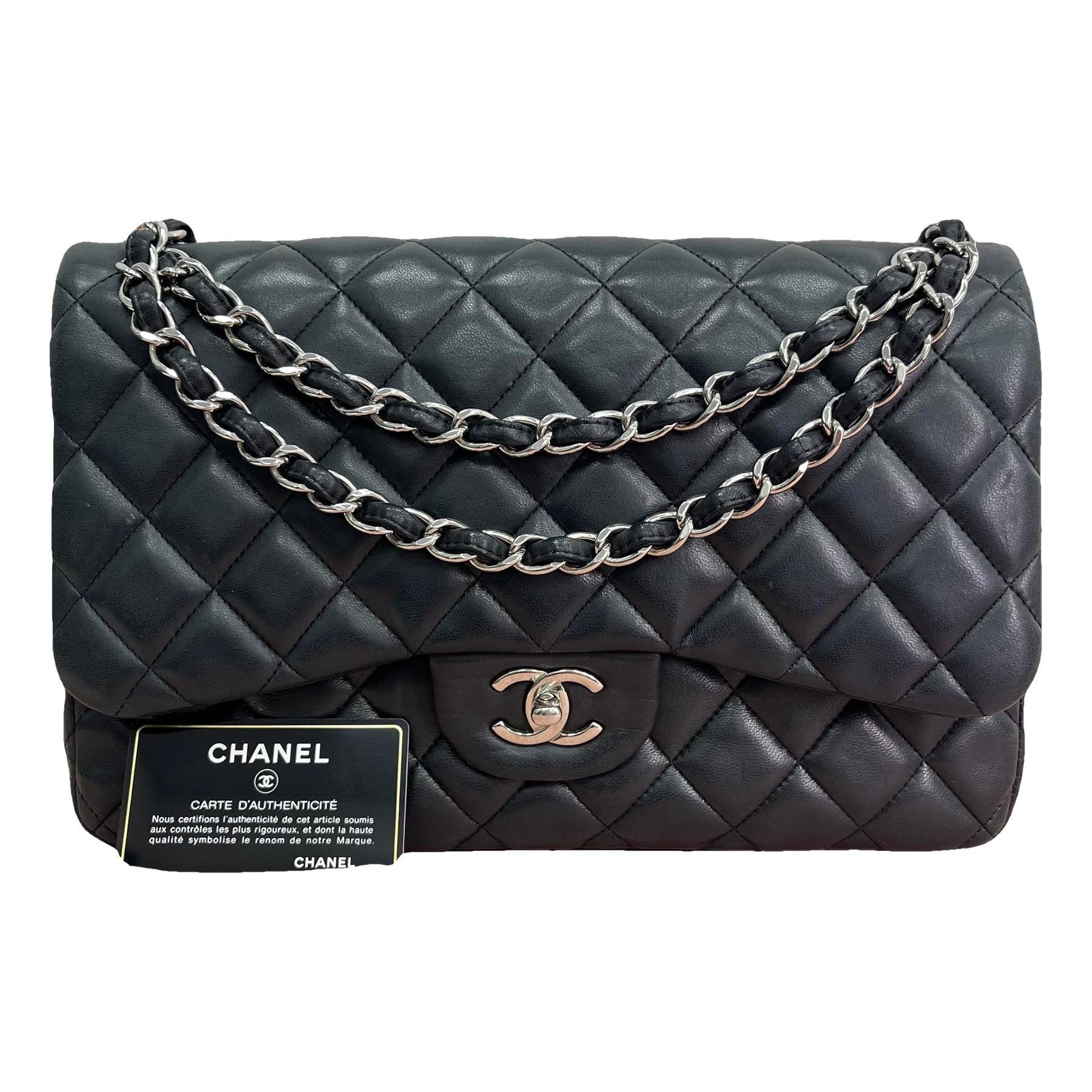 Timeless/Classique leather handbag