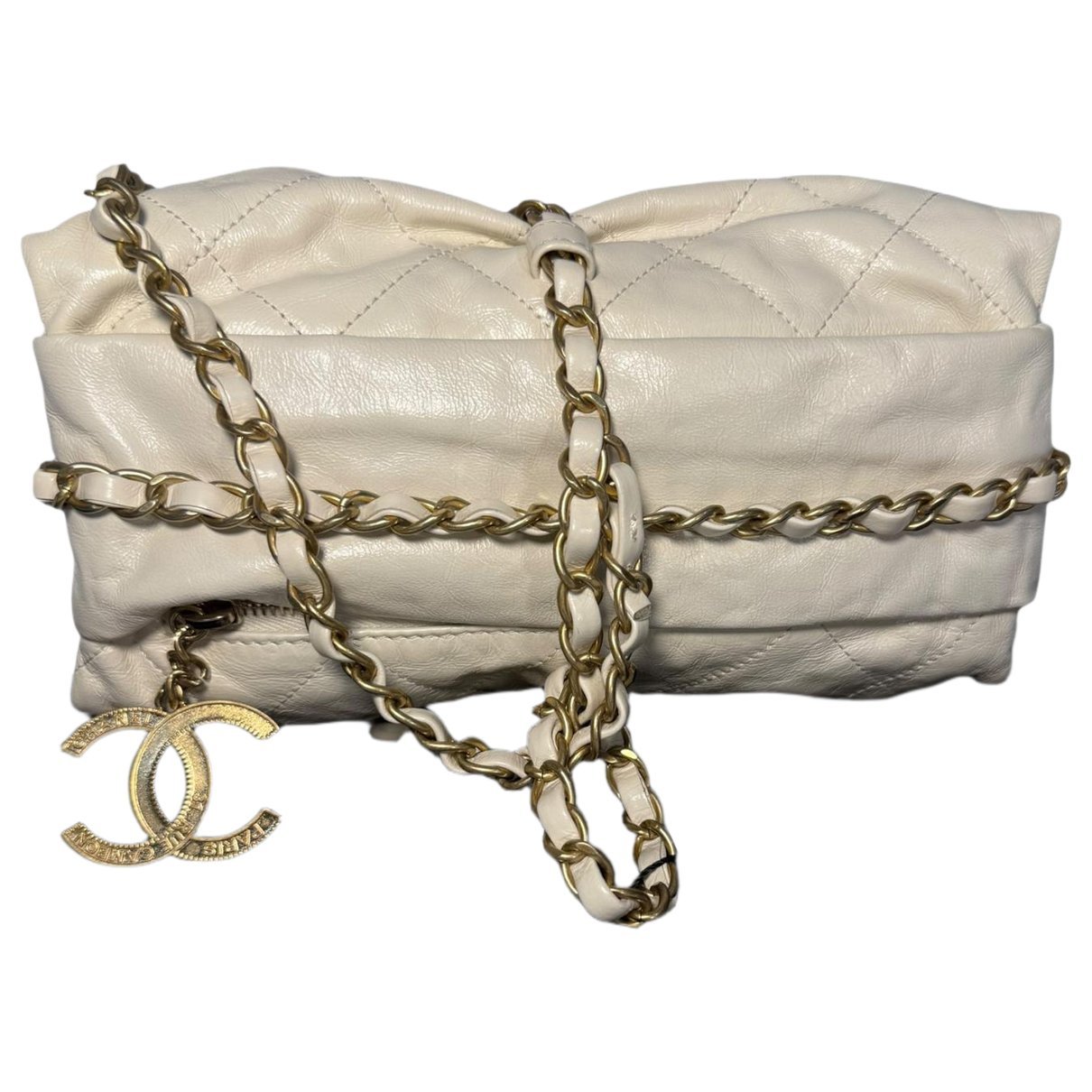Chanel 22 leather handbag