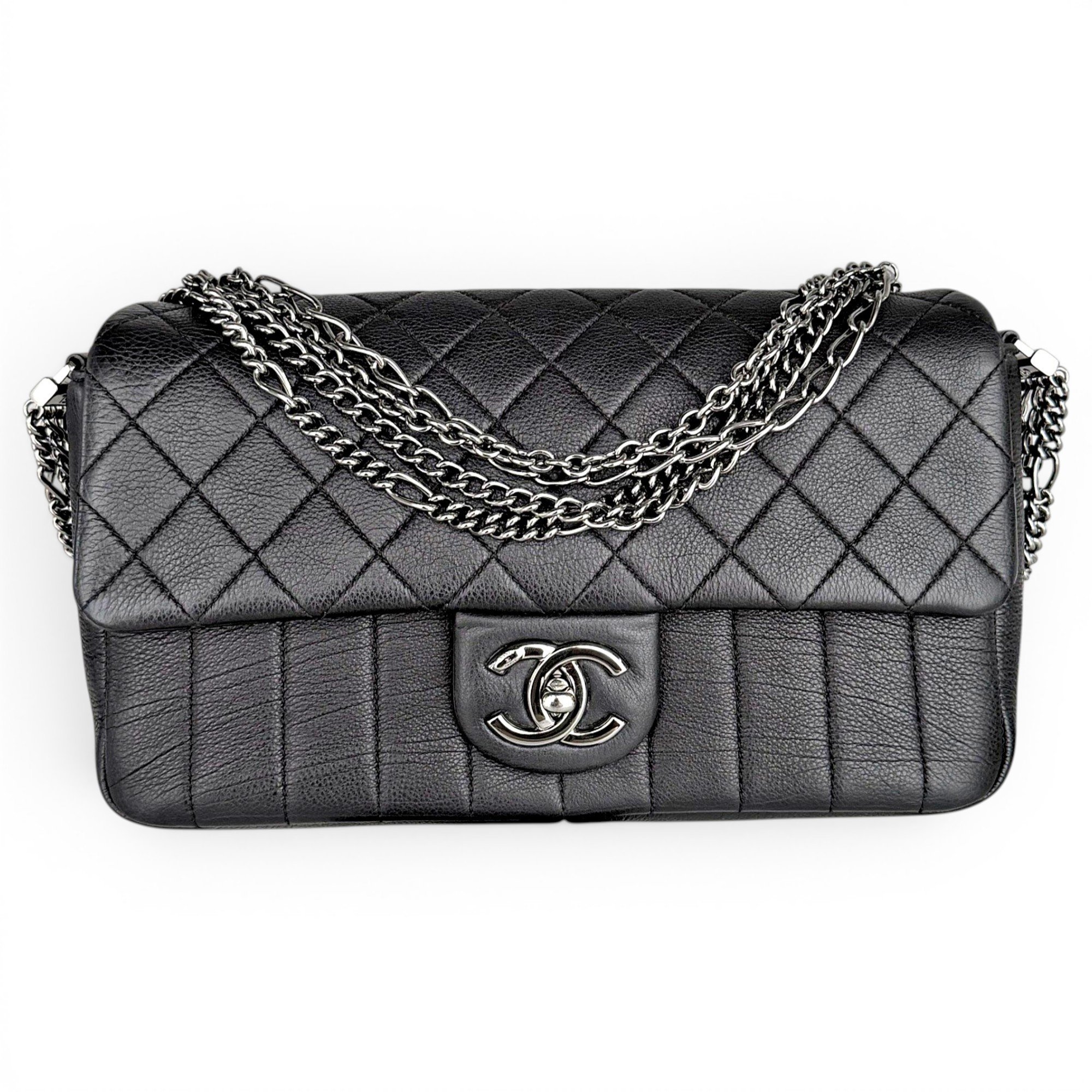Timeless/Classique leather crossbody bag