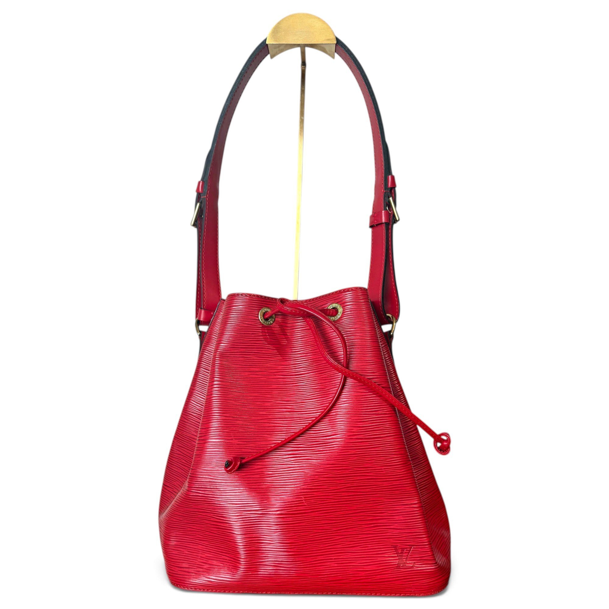 Noé leather handbag