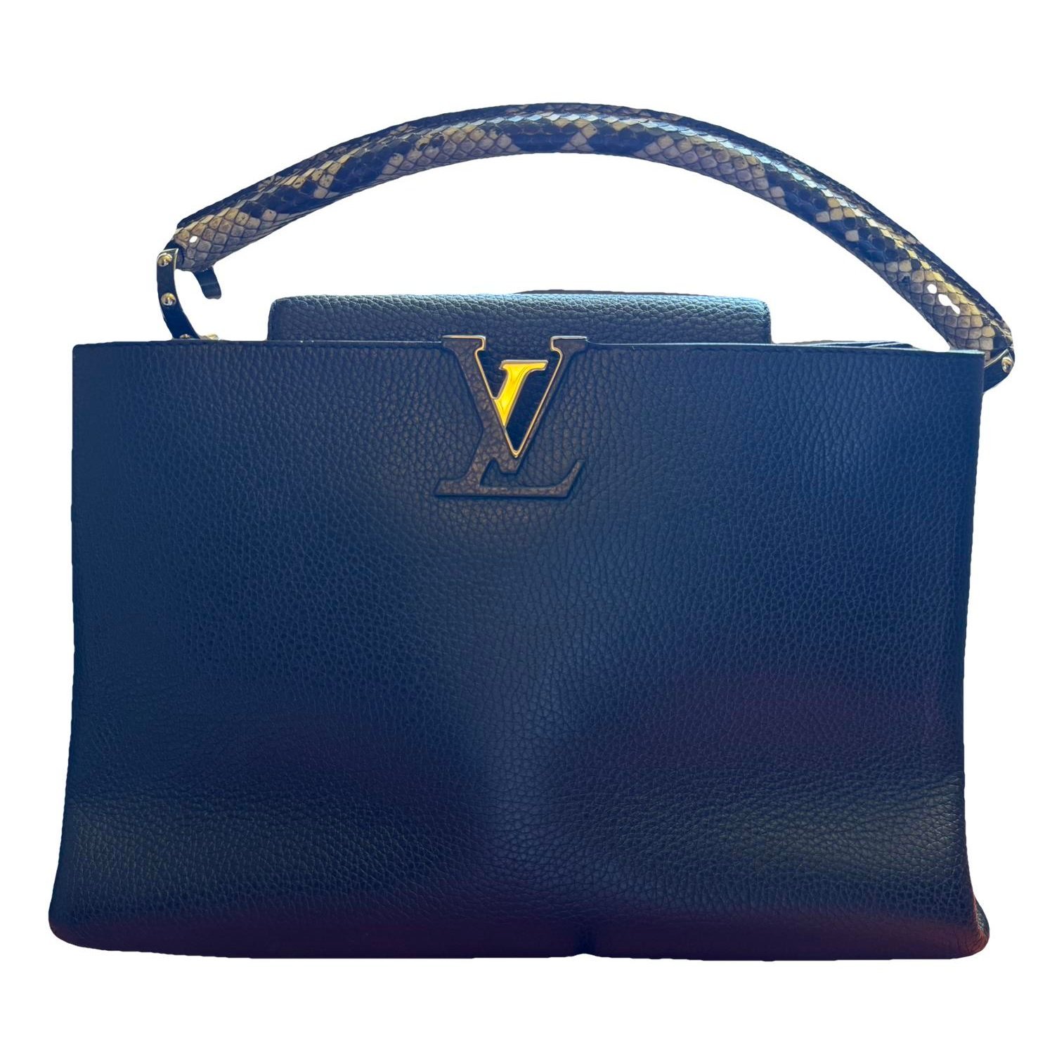 Capucines leather handbag