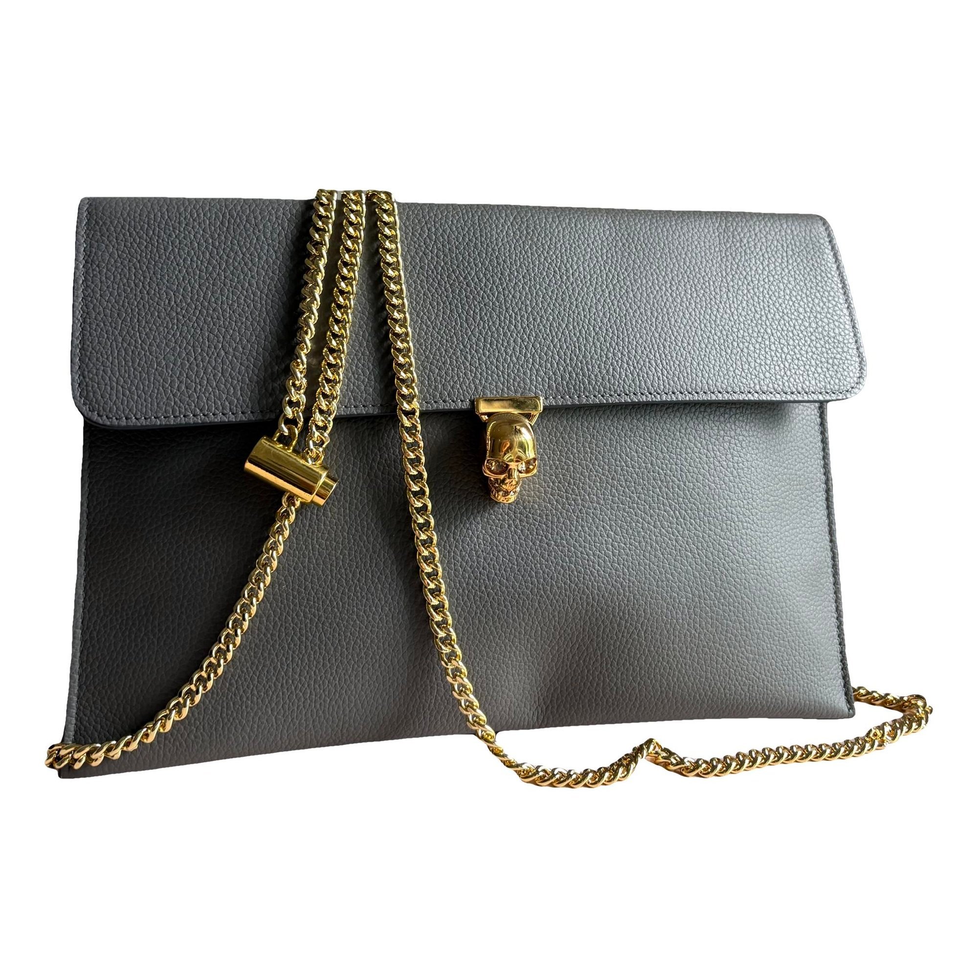 Knuckle leather bag