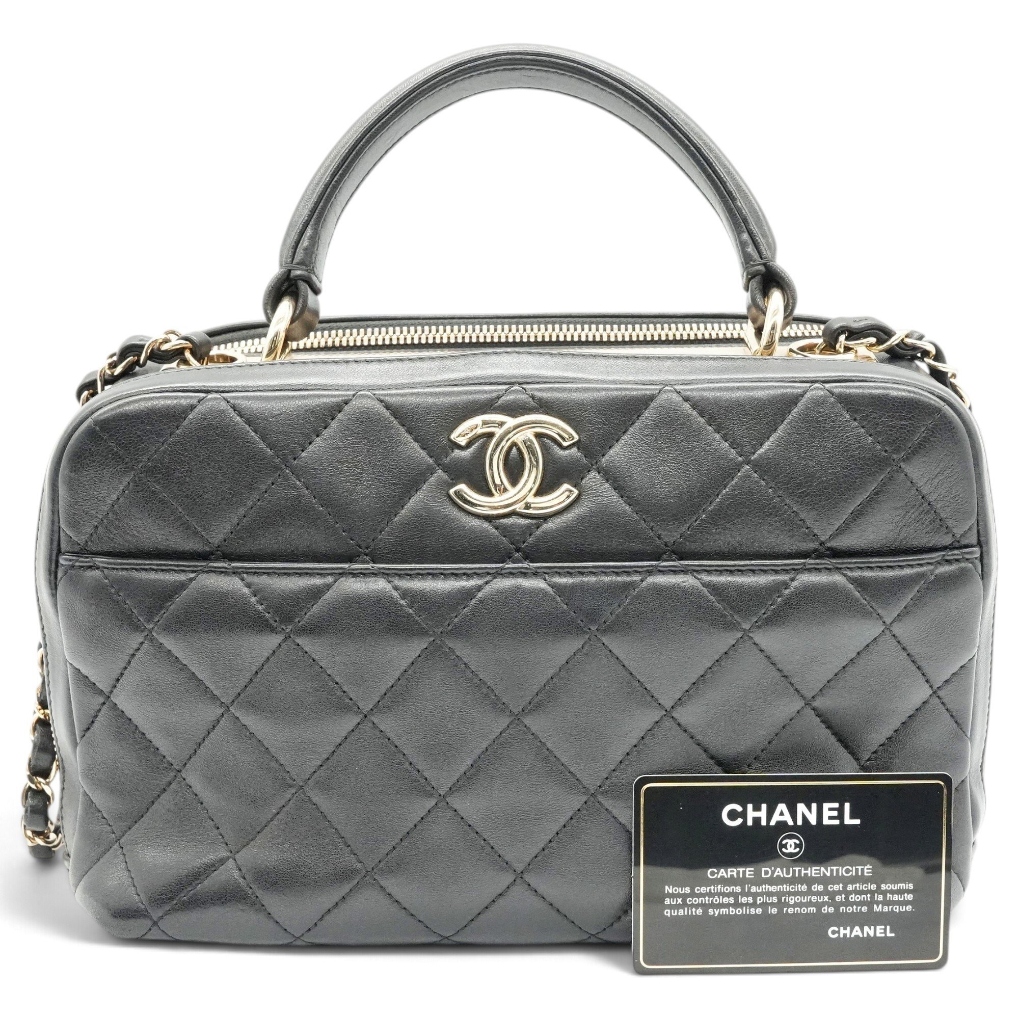 Trendy CC Bowler leather handbag