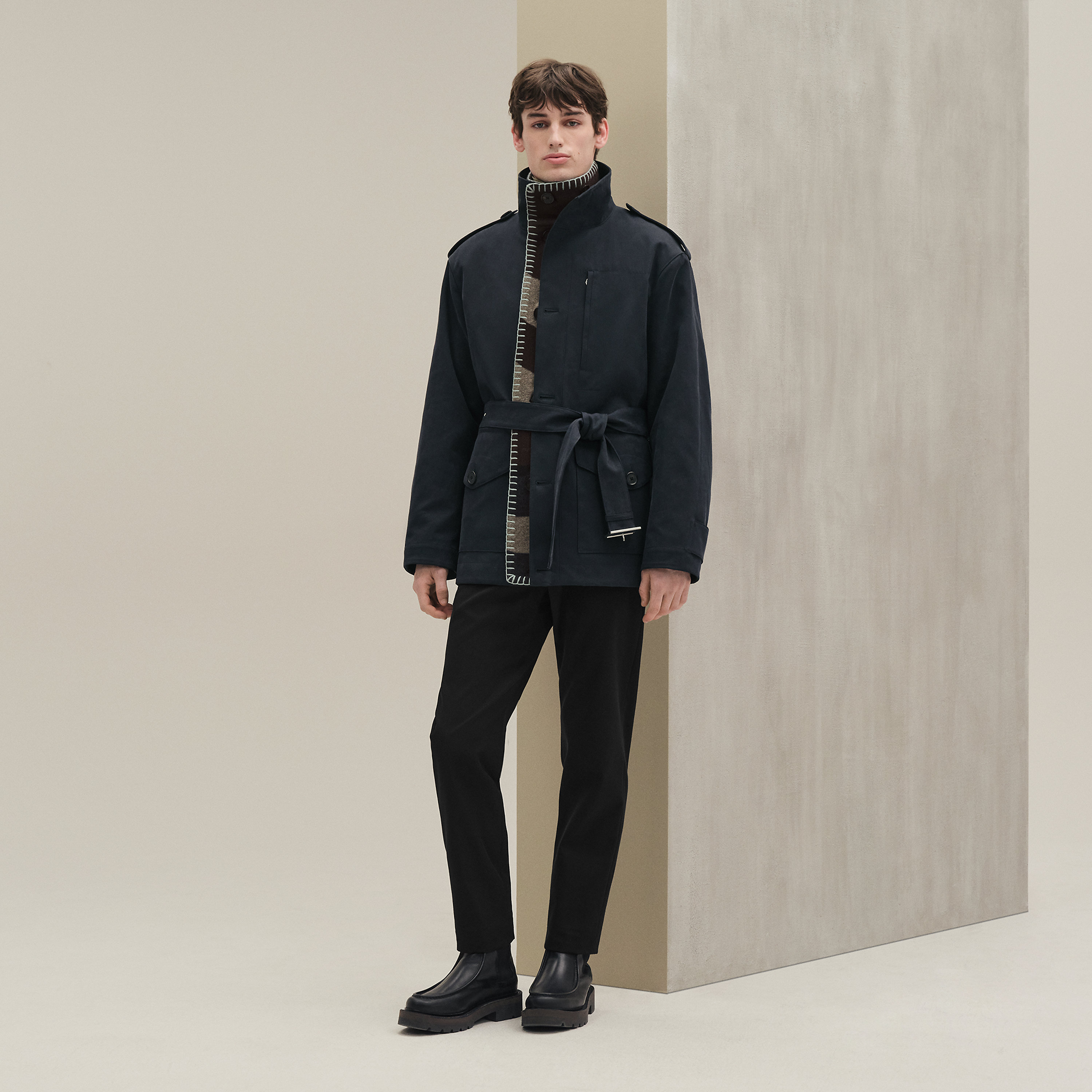 Buttoned short parka