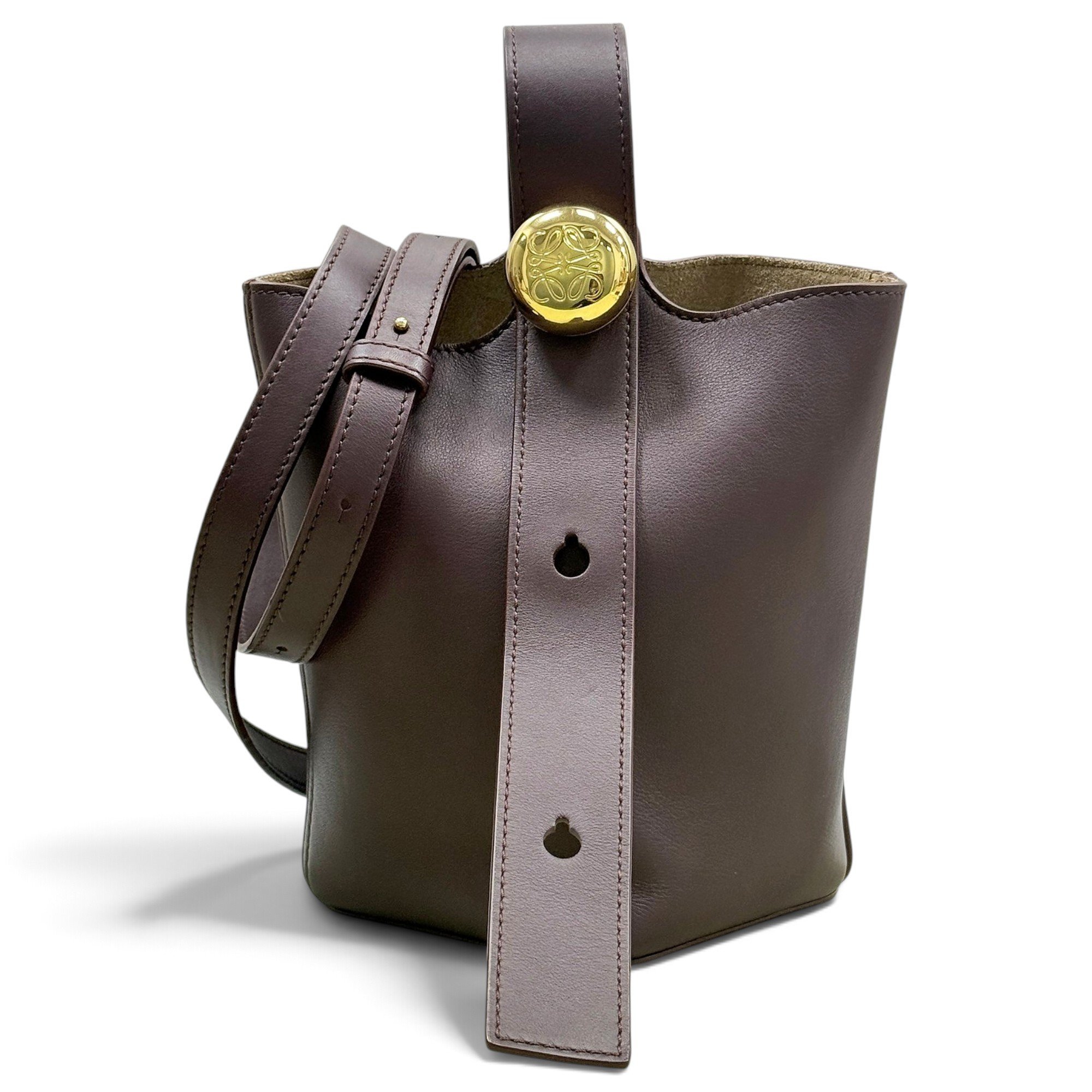 Pebble leather crossbody bag