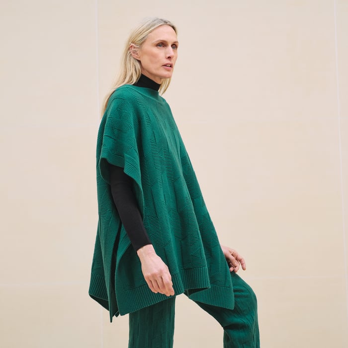 Vert Acanthe "H" Rectangular Cape Poncho