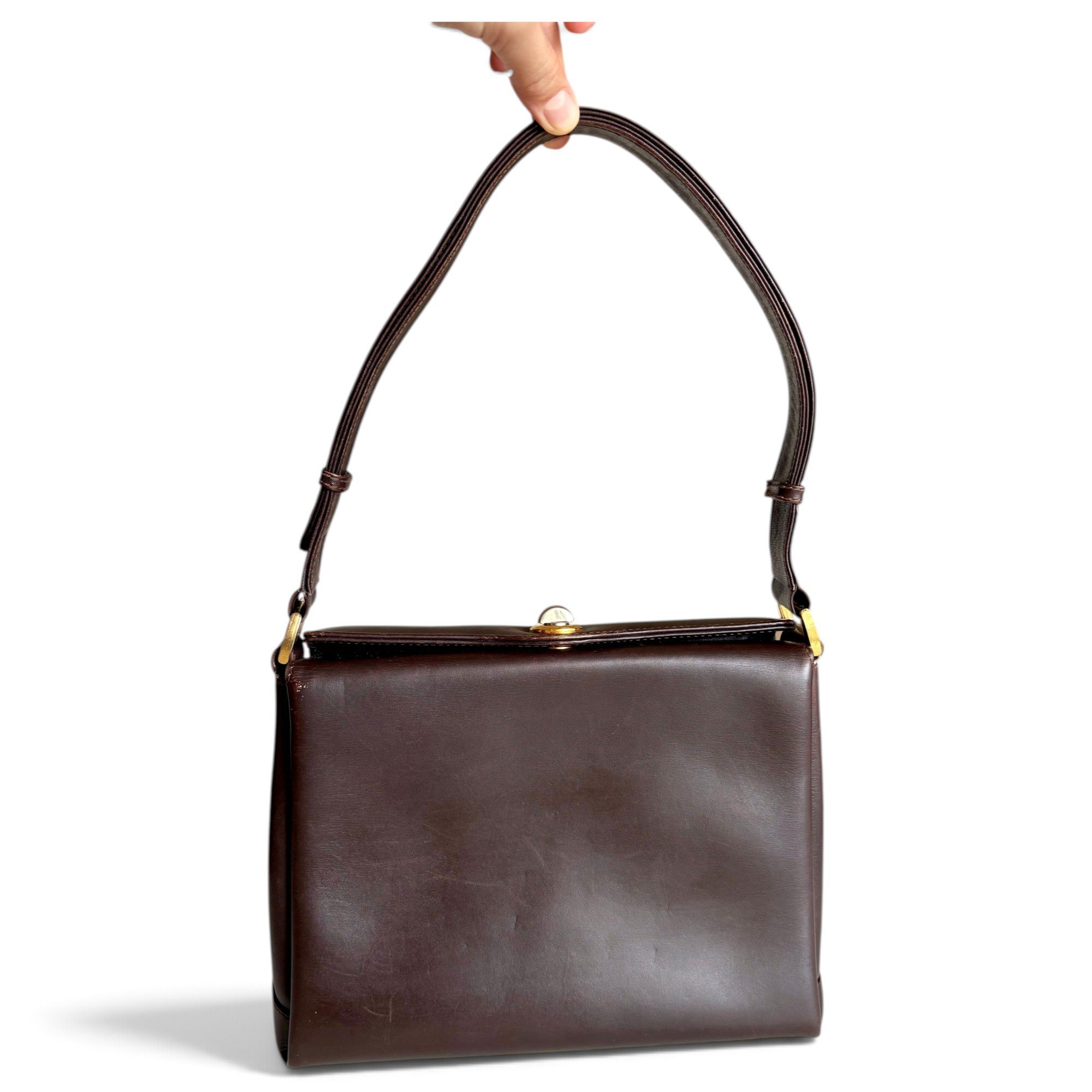 Leather handbag