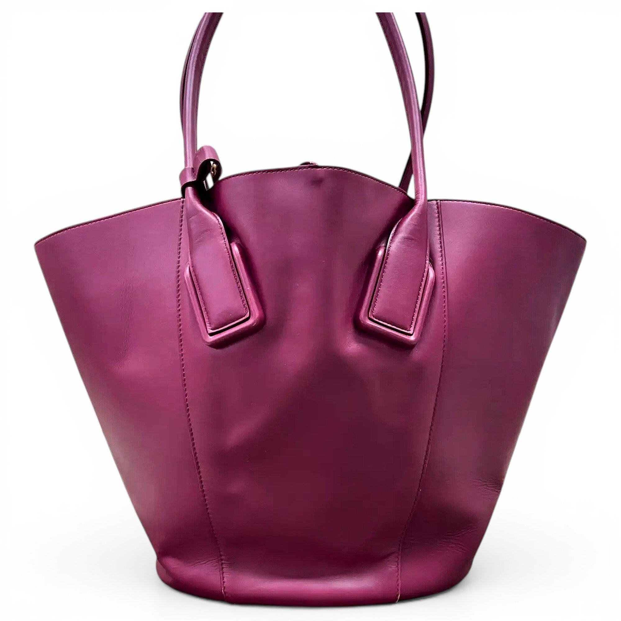 Leather handbag