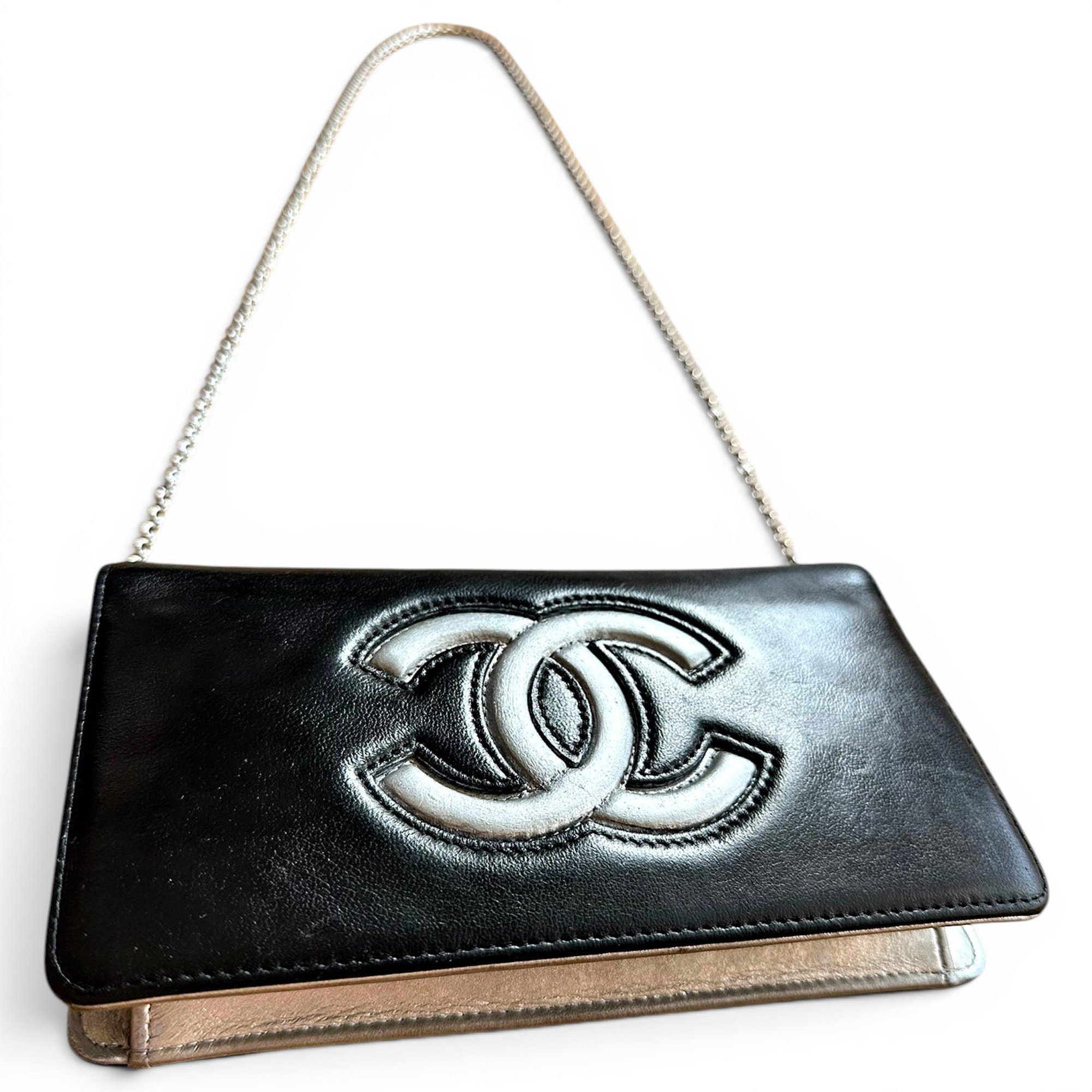 Wallet On Chain Double C leather crossbody bag