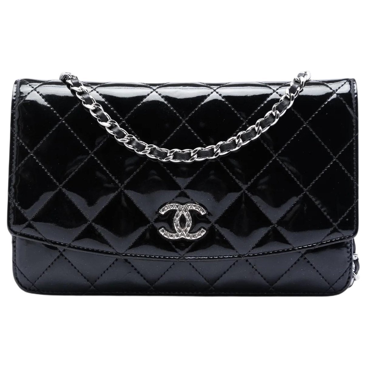 Wallet On Chain leather crossbody bag