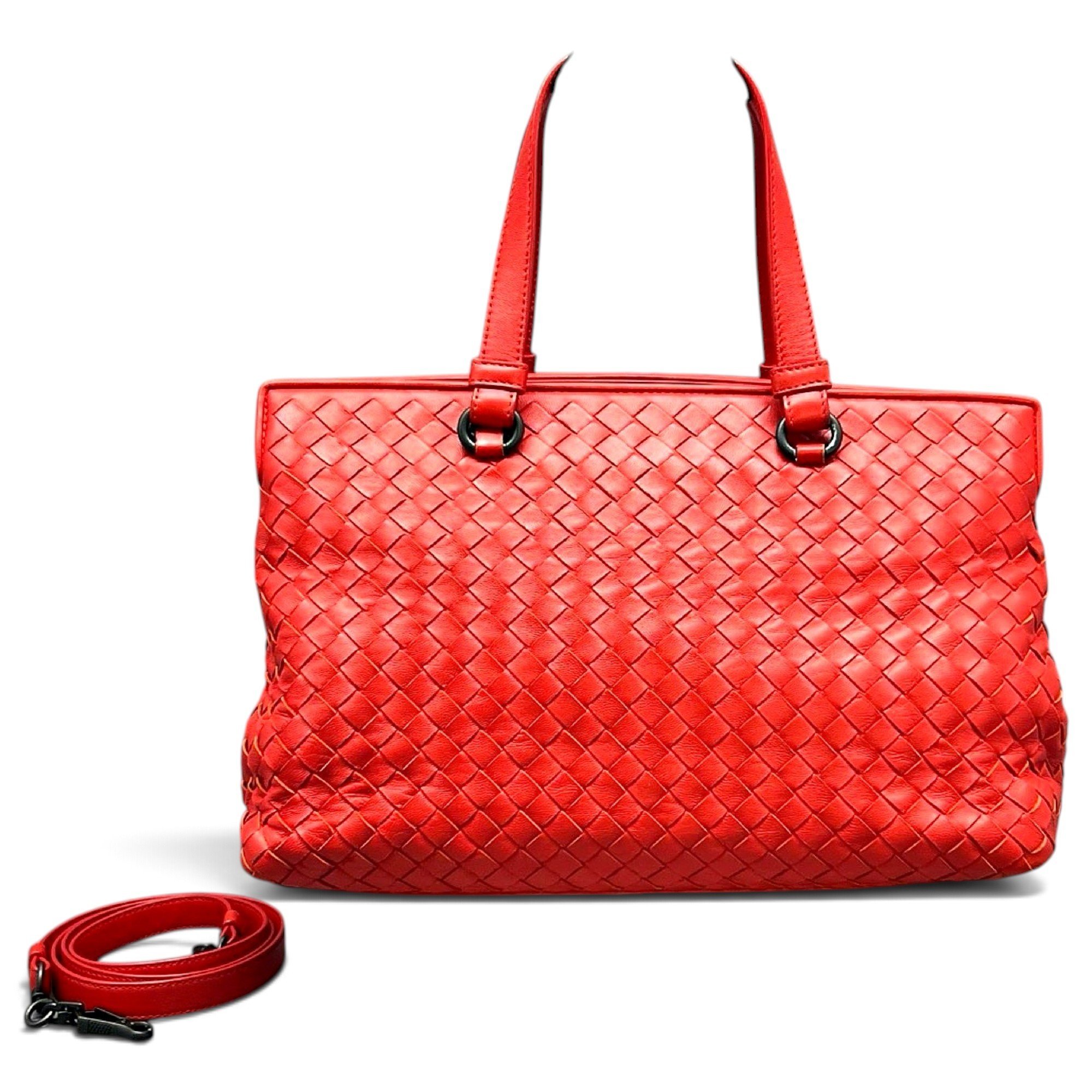 Leather tote