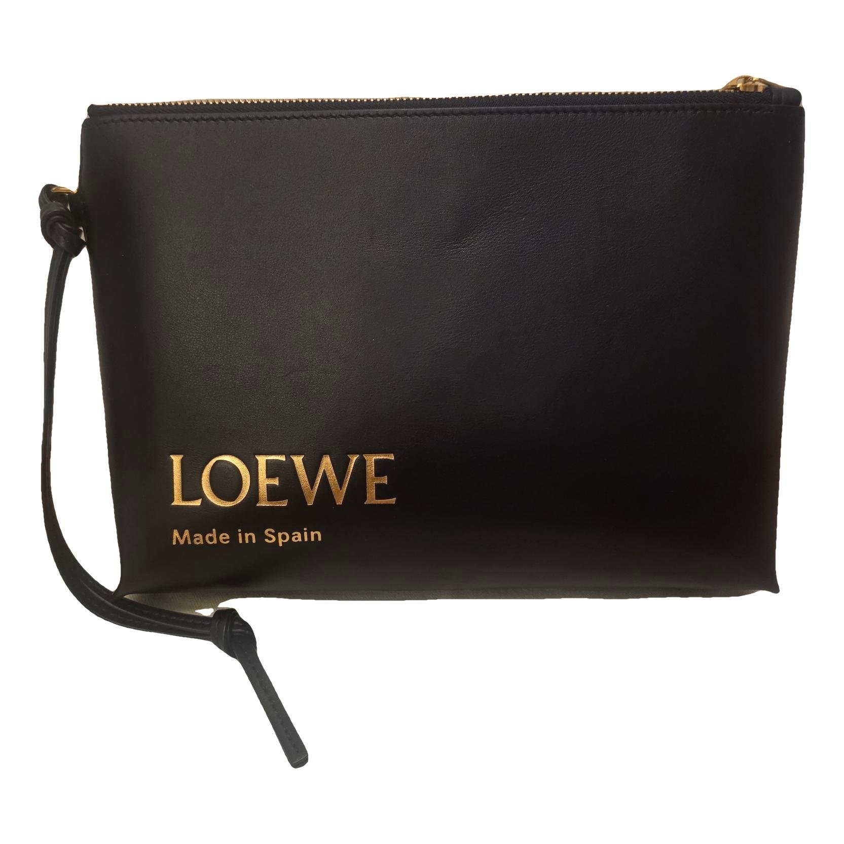 Leather clutch bag