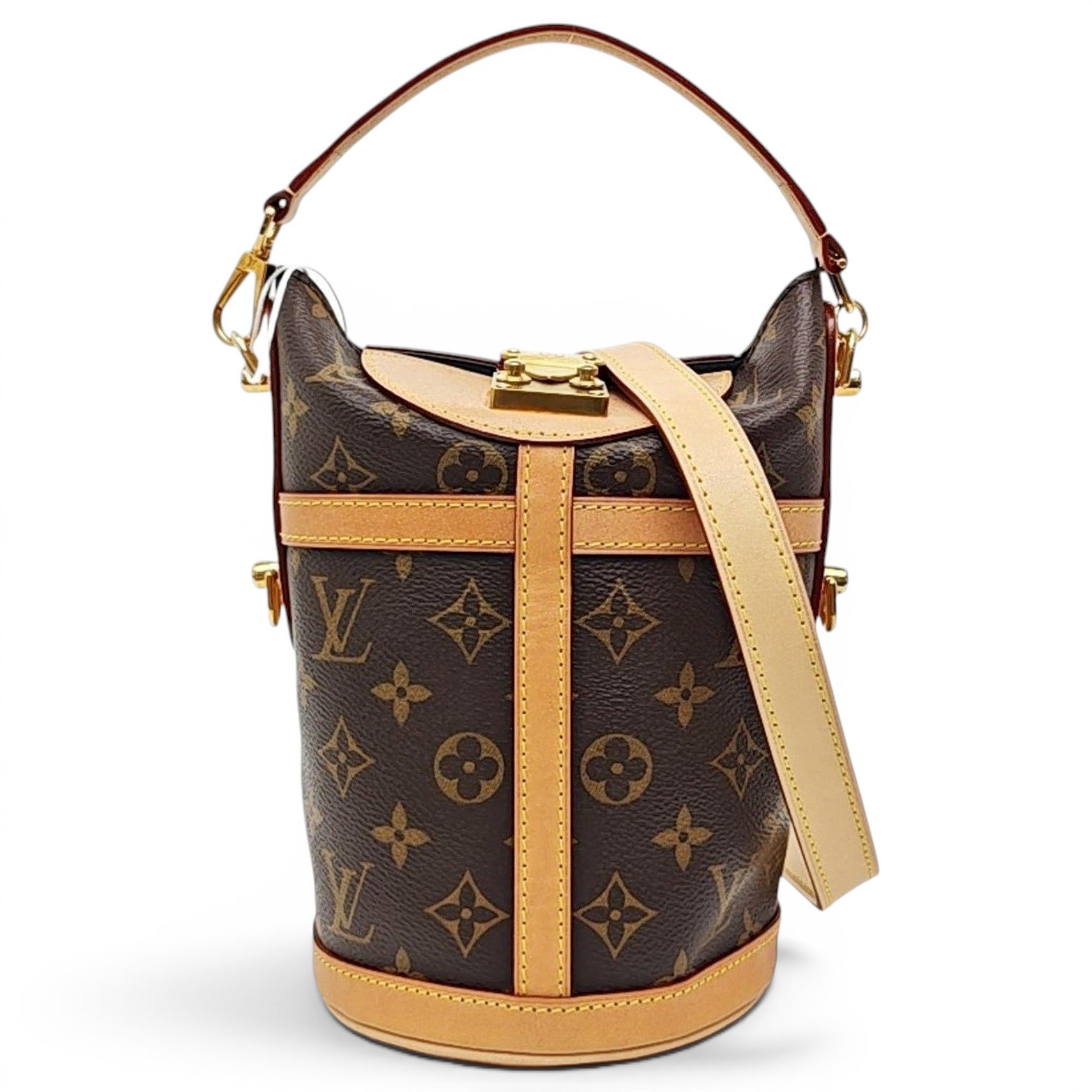 Duffle leather handbag