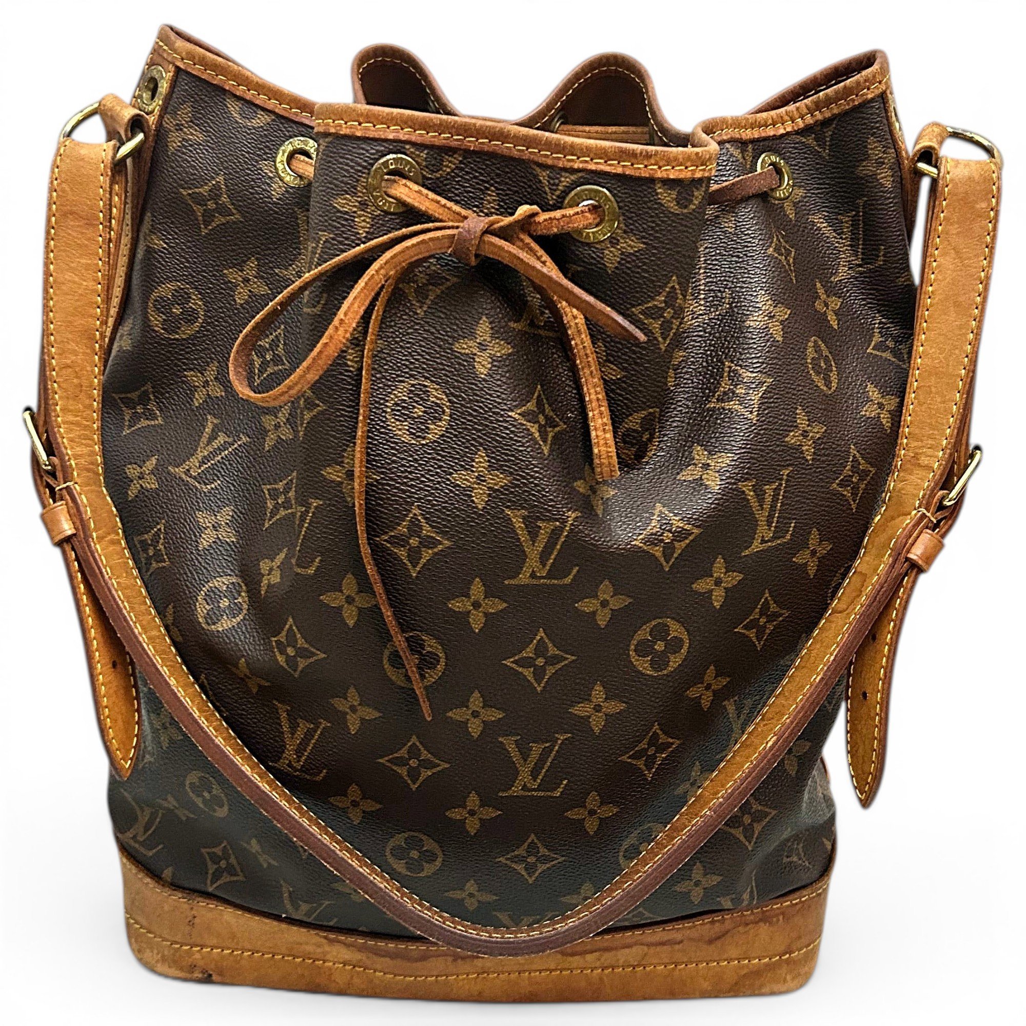 Noé leather handbag