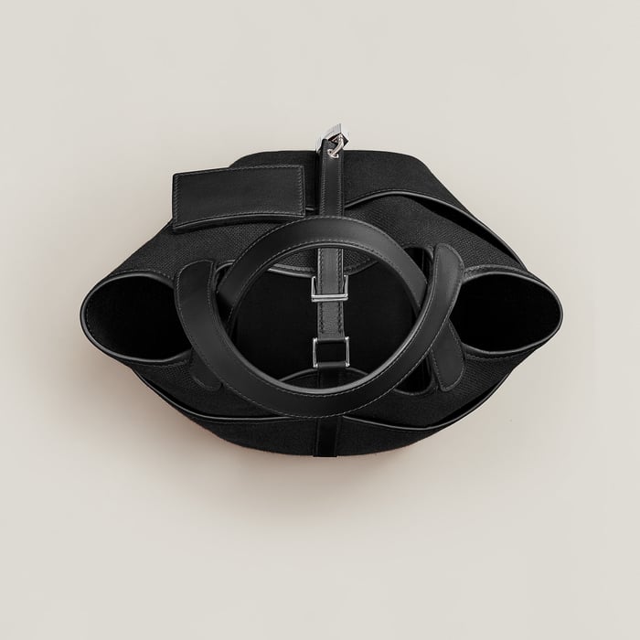 Noir Picotin Lock 18 Pocket Bag