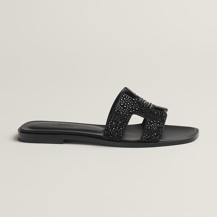 Noir Oran Sandal