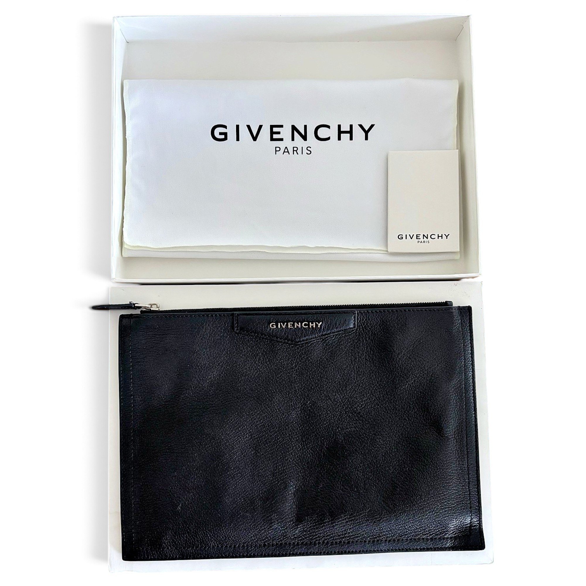 Antigona leather clutch bag