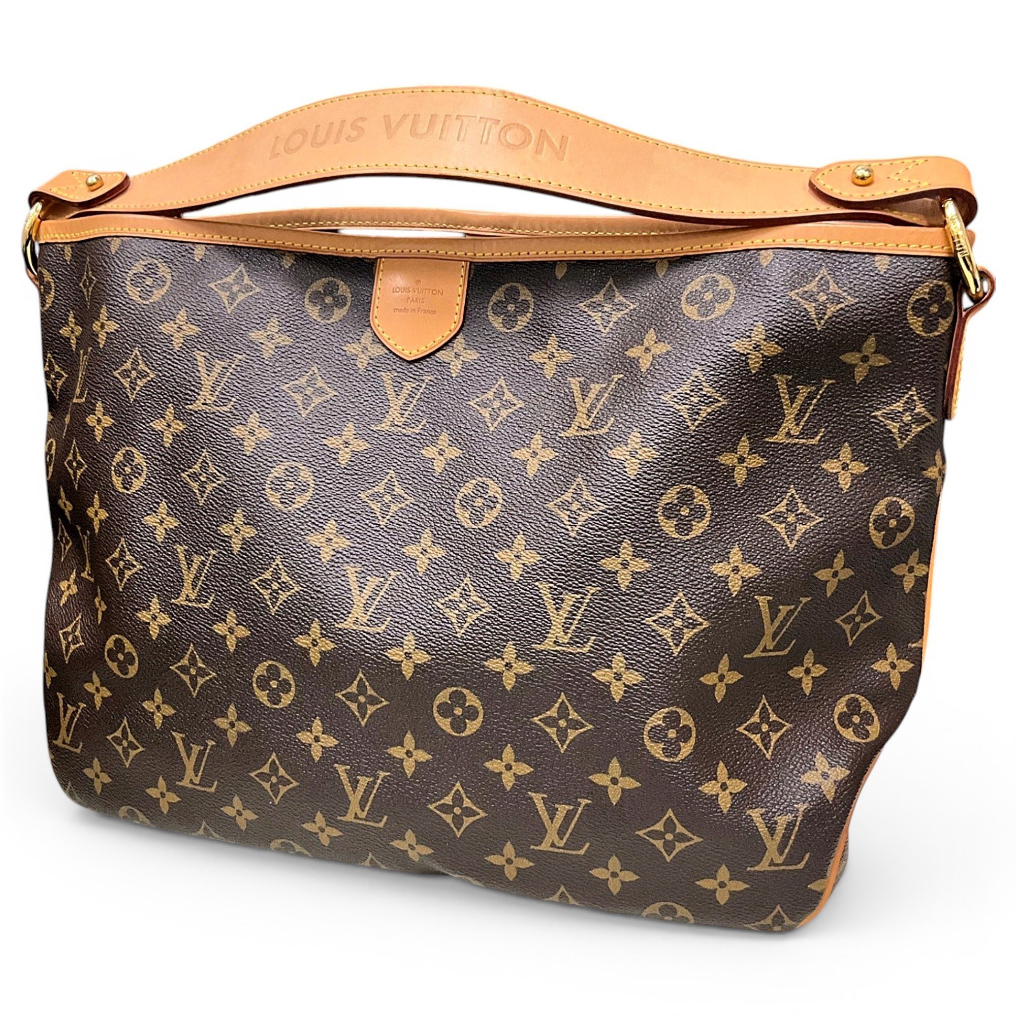 Delightful leather handbag