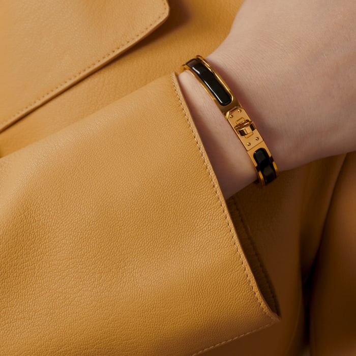 Noir Mini Clic Kelly Bracelet