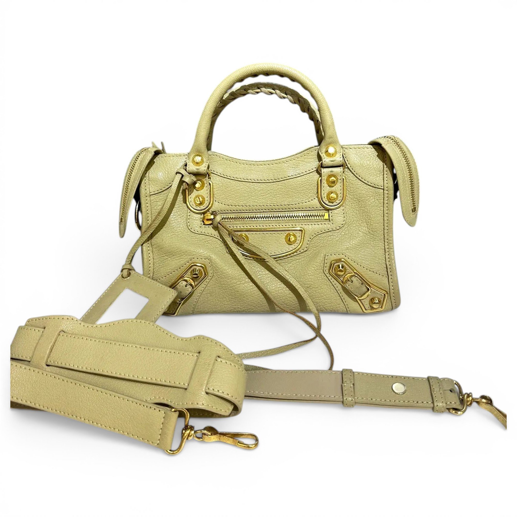 City leather crossbody bag