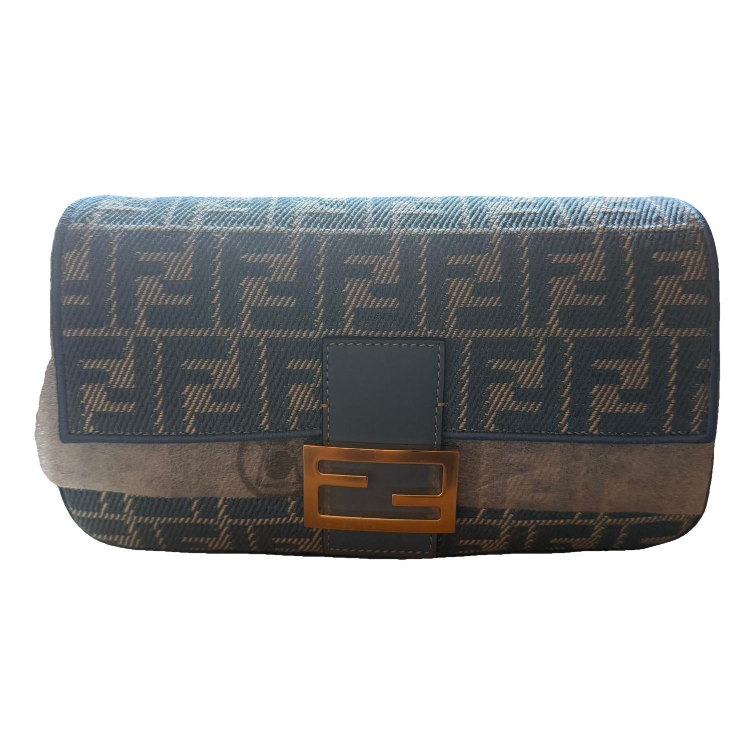 Baguette cloth handbag