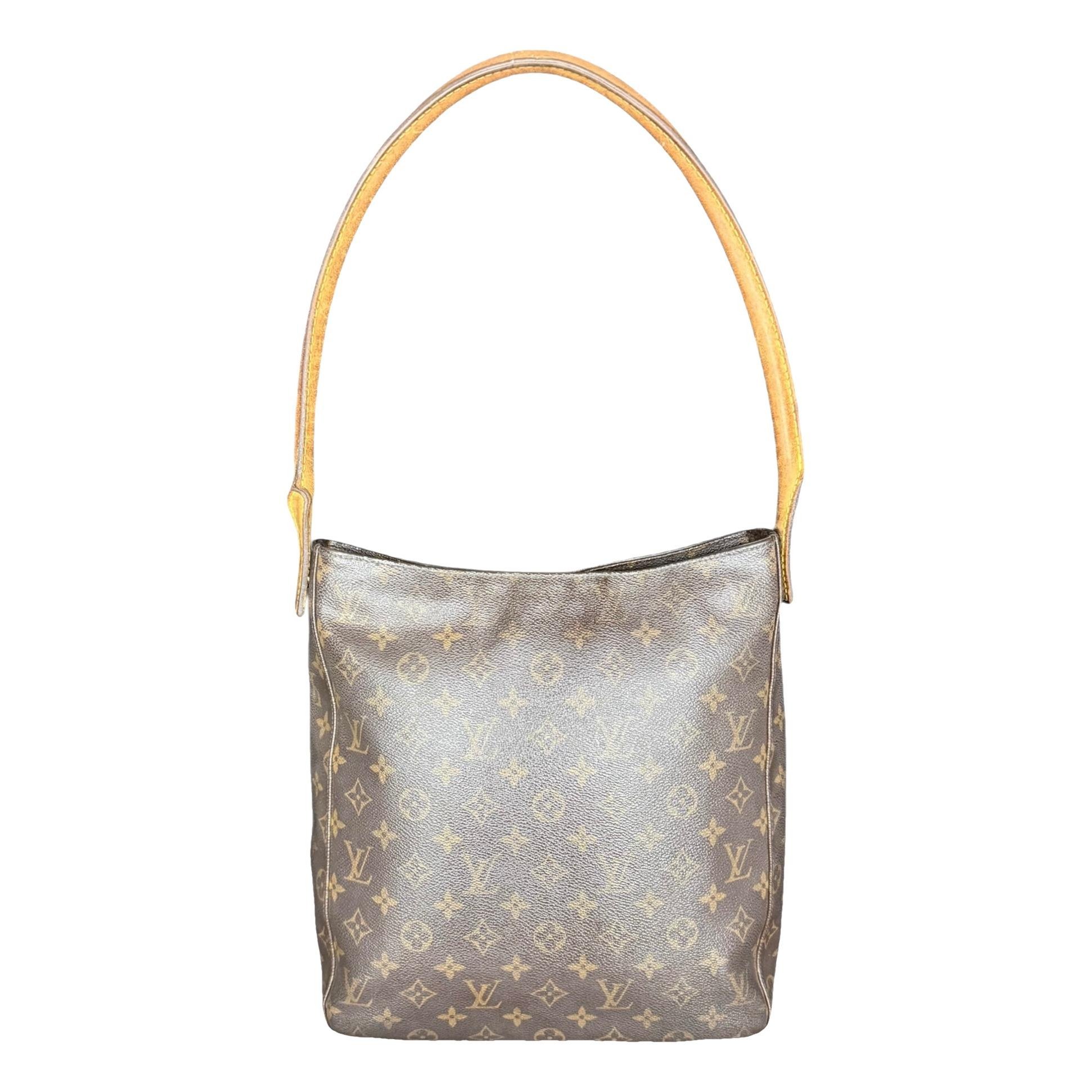 Looping leather handbag