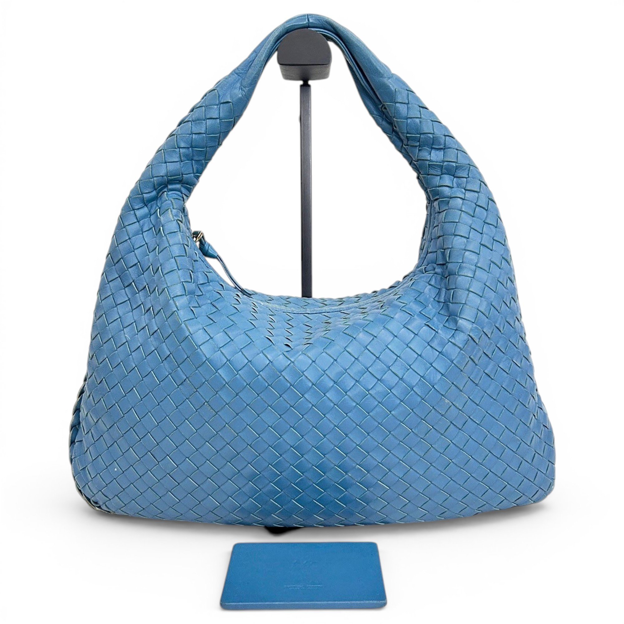 Veneta leather handbag