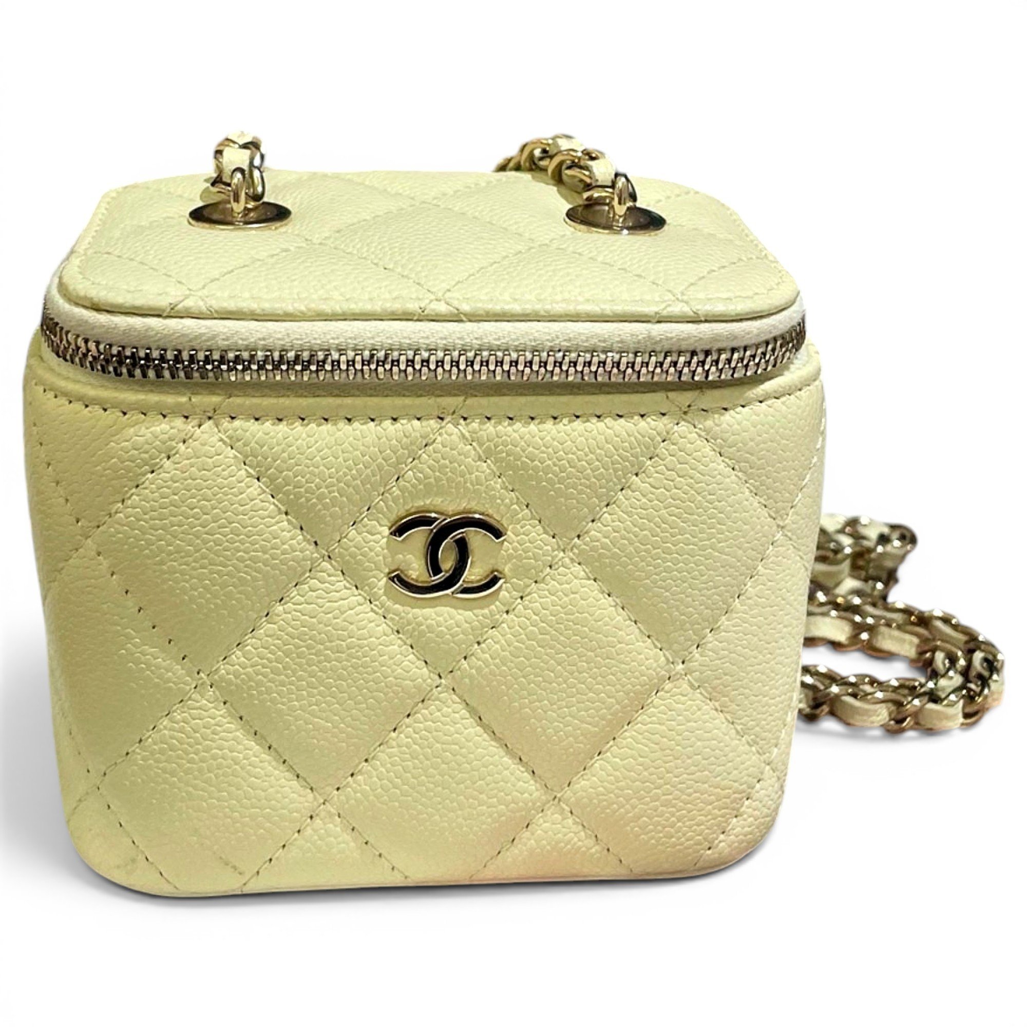Trendy CC Vanity leather handbag
