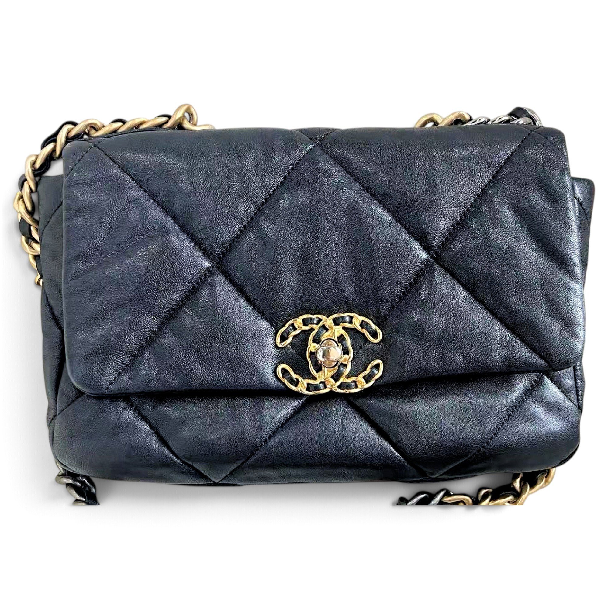 Chanel 19 leather handbag