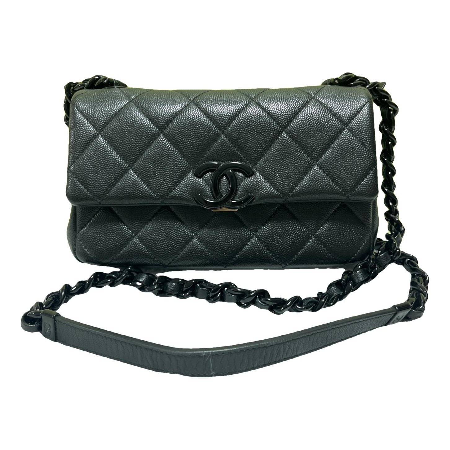 Timeless/Classique leather crossbody bag