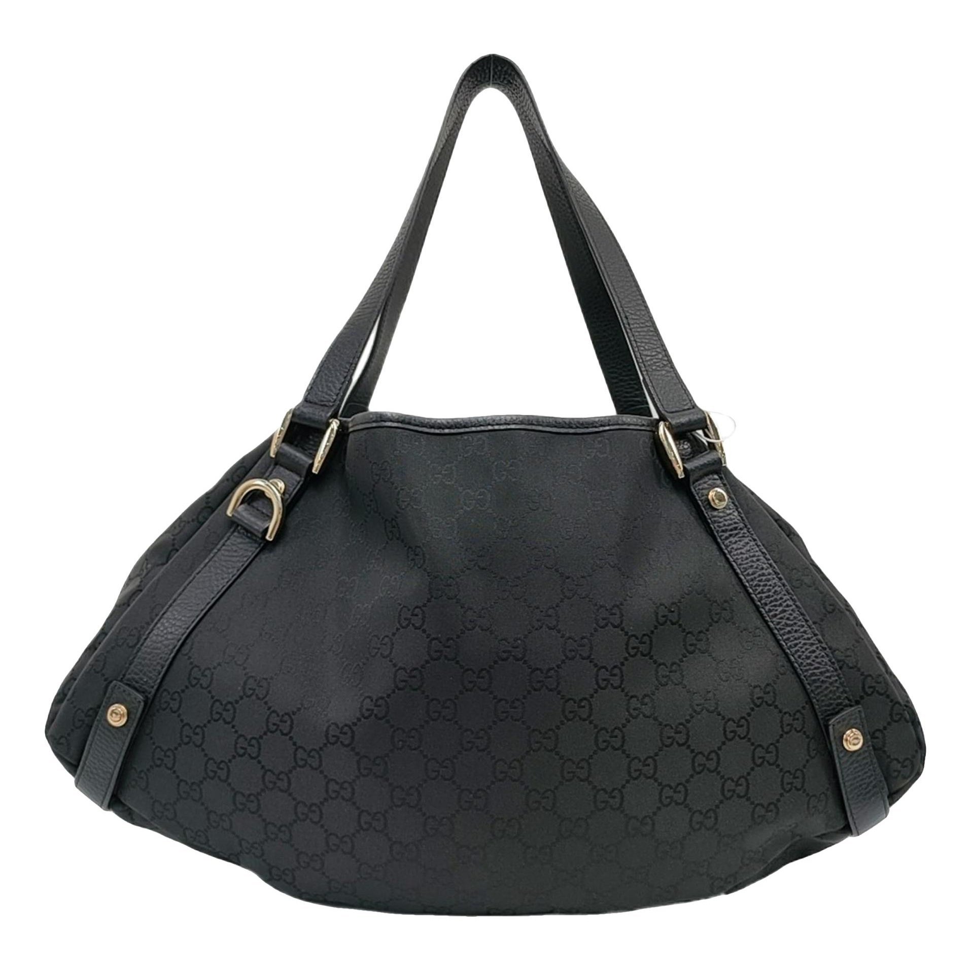 Abbey cloth handbag