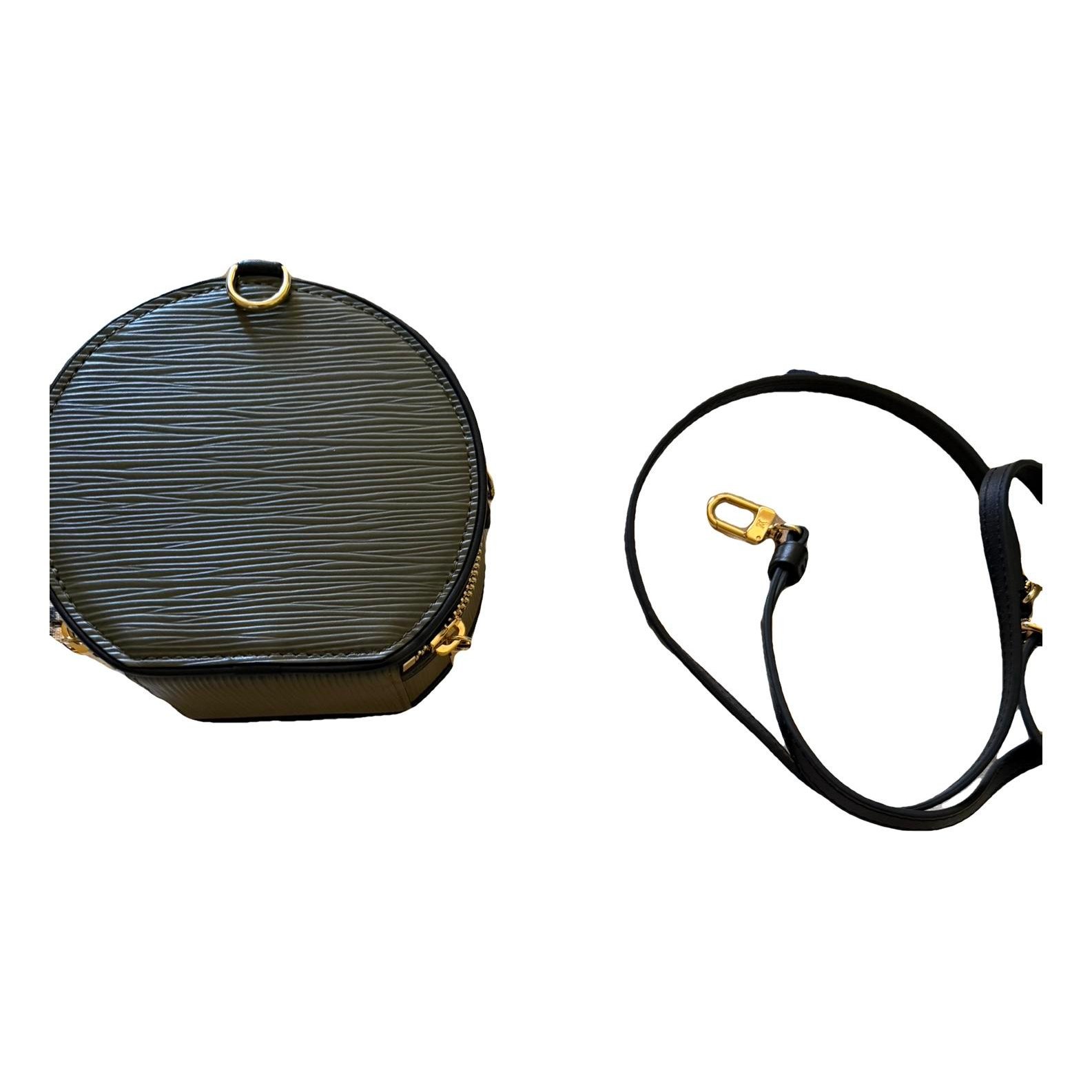 Petite Boîte Chapeau leather crossbody bag