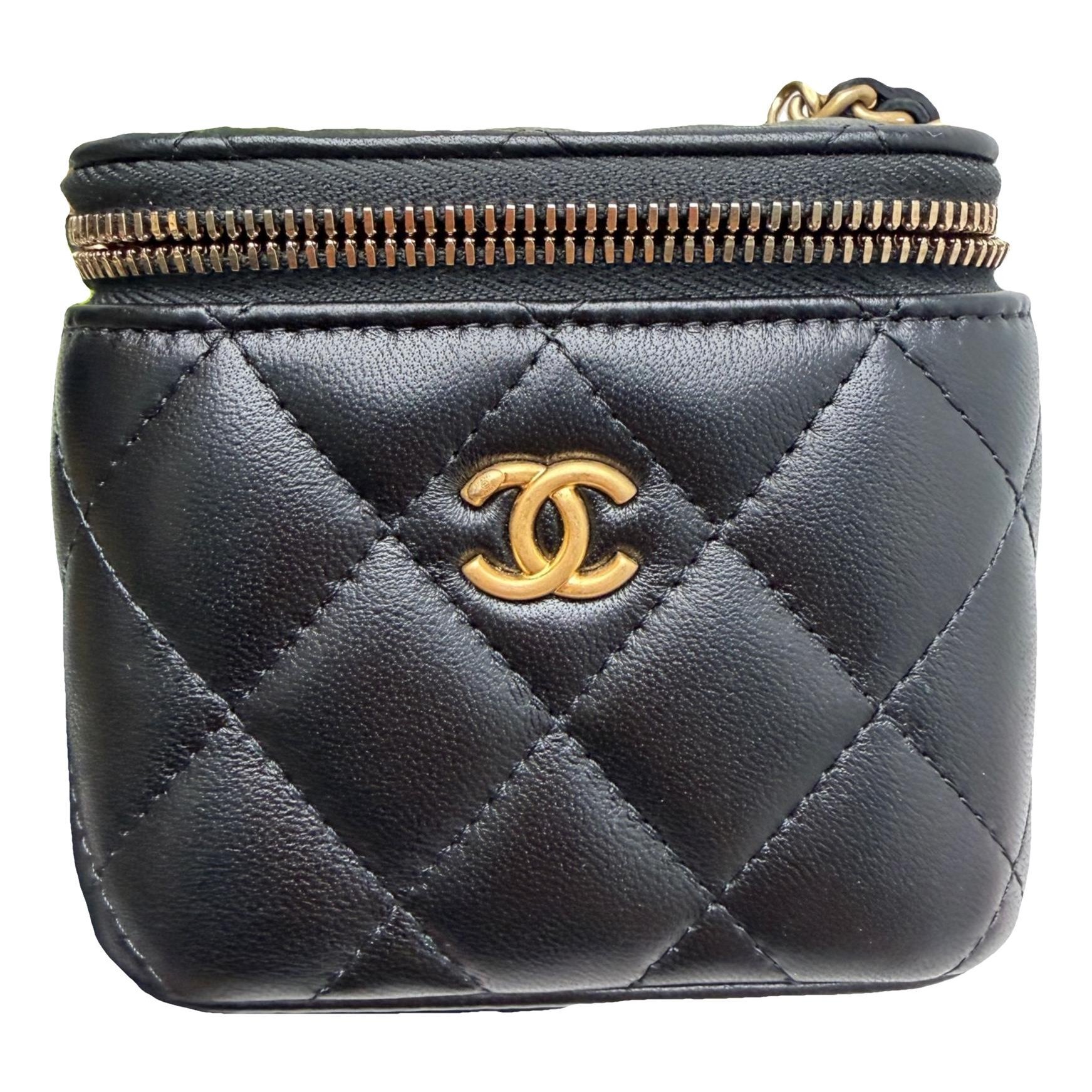 Trendy CC Vanity leather handbag