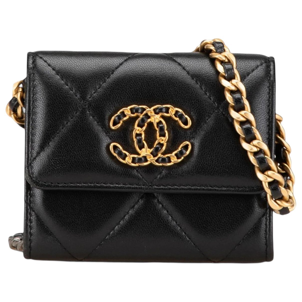 Chanel 19 leather bag