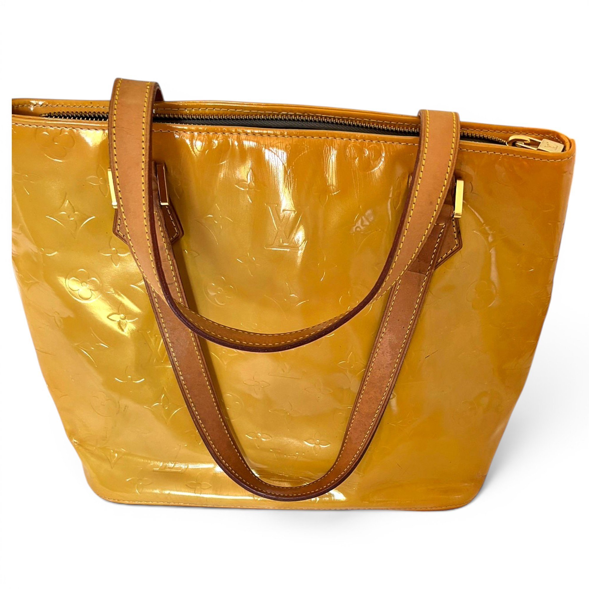 Houston patent leather handbag