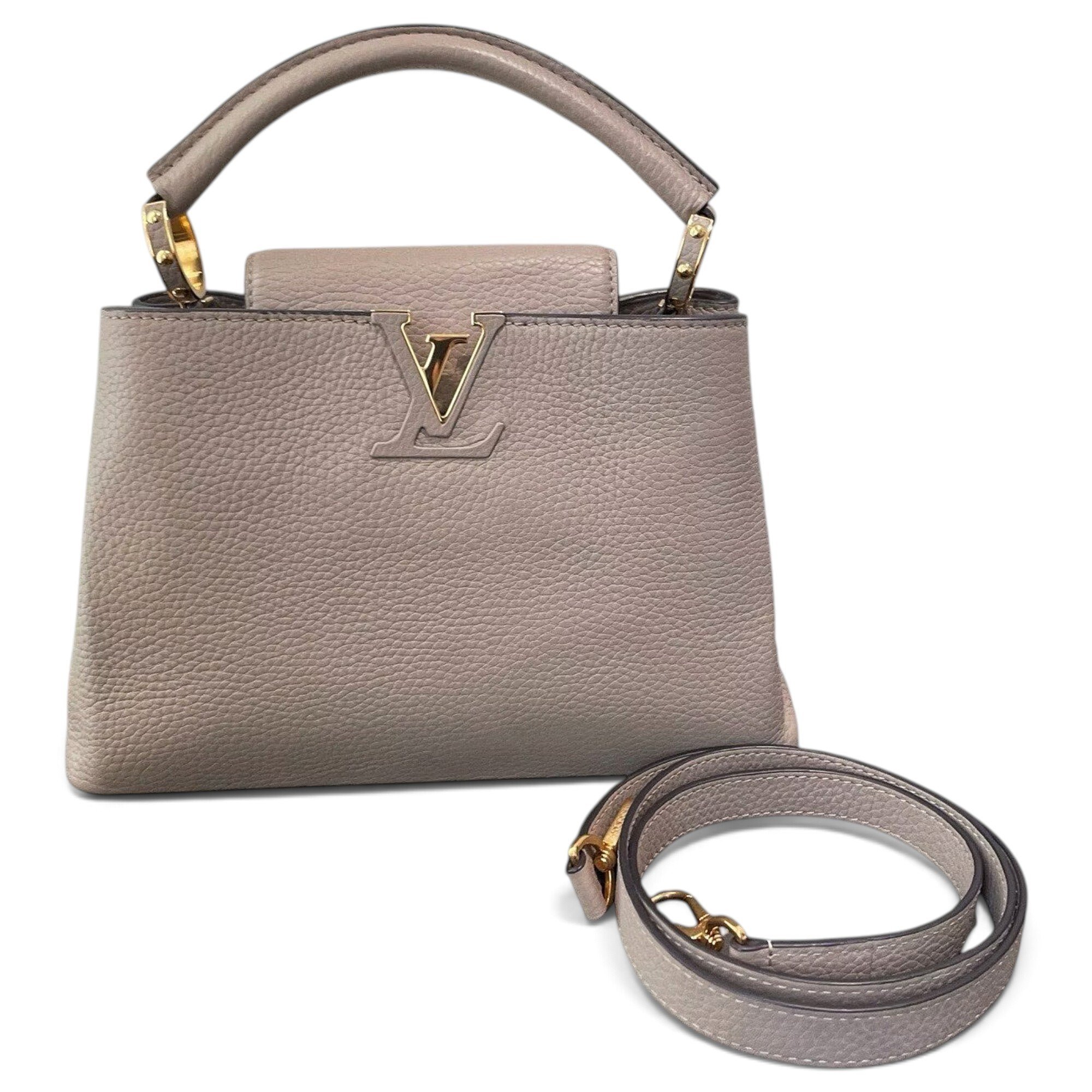 Capucines leather handbag