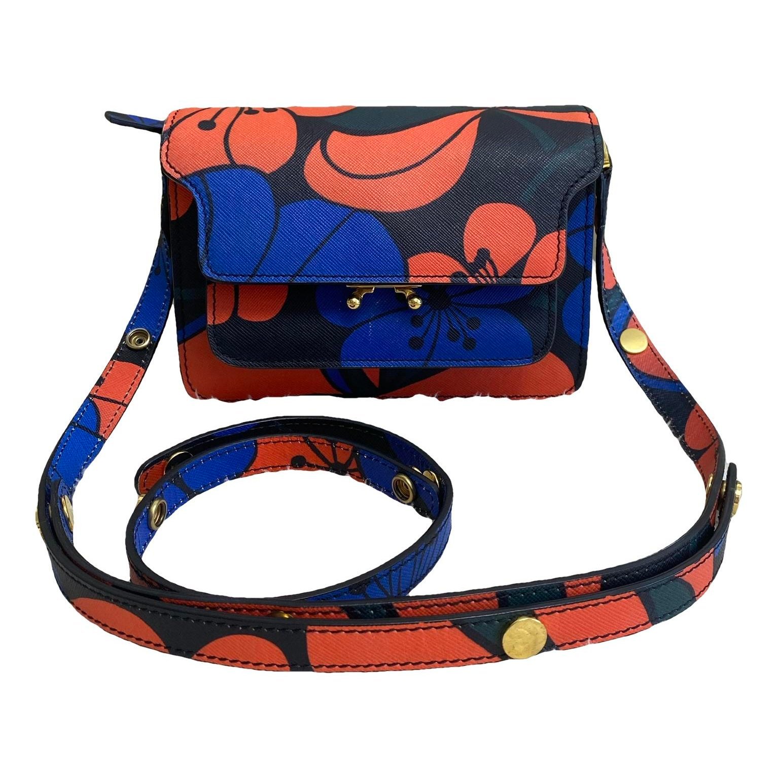 Trunk leather crossbody bag