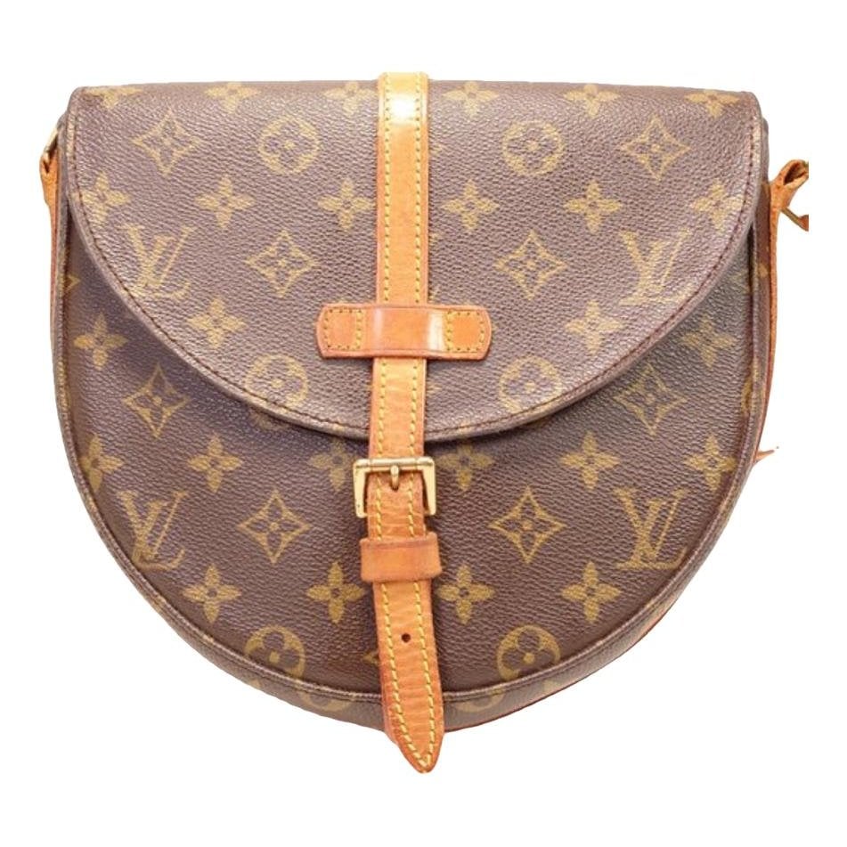 Chantilly leather crossbody bag