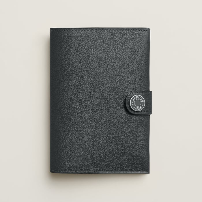 Gris Misty R.M.S Passport Holder