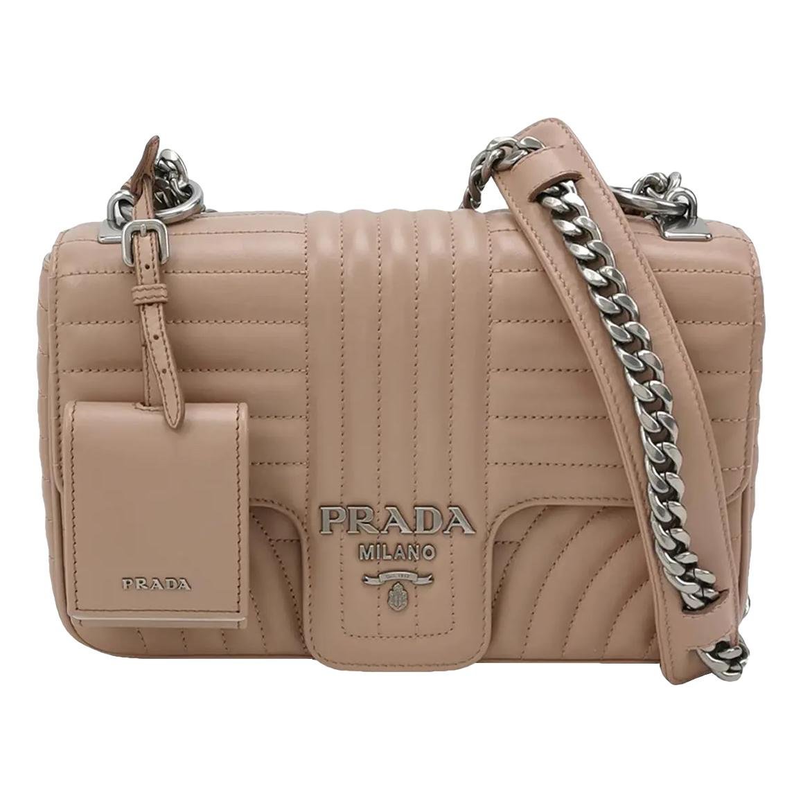 Diagramme leather crossbody bag