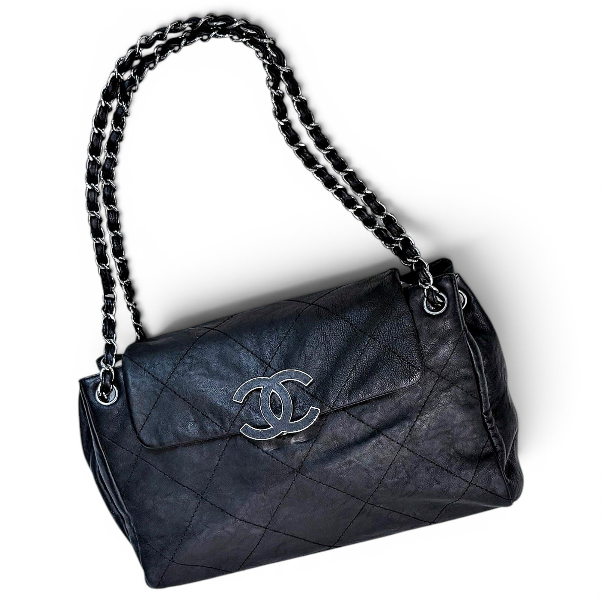 Gabrielle Bucket leather bag