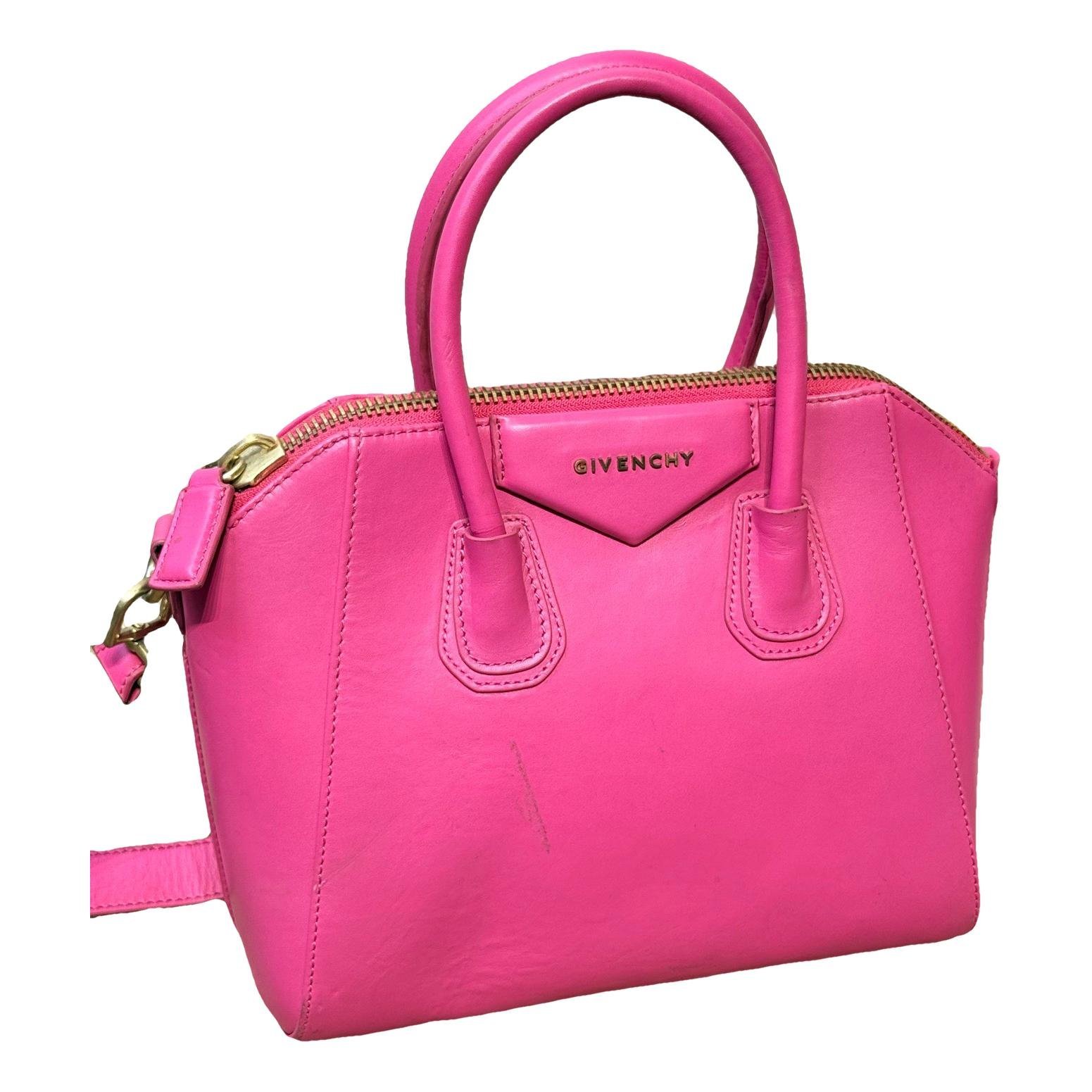 Antigona leather handbag