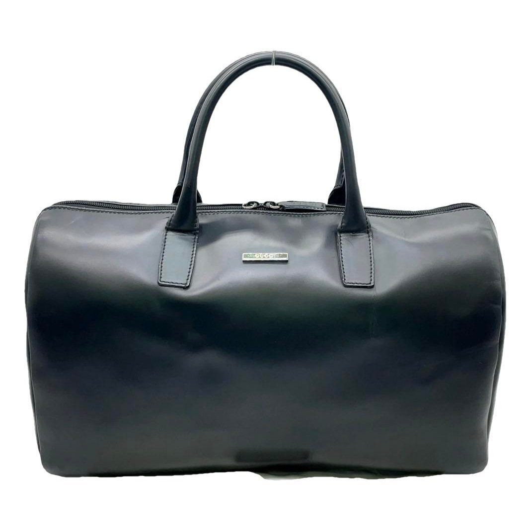 Leather travel bag