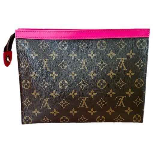 Leather clutch bag