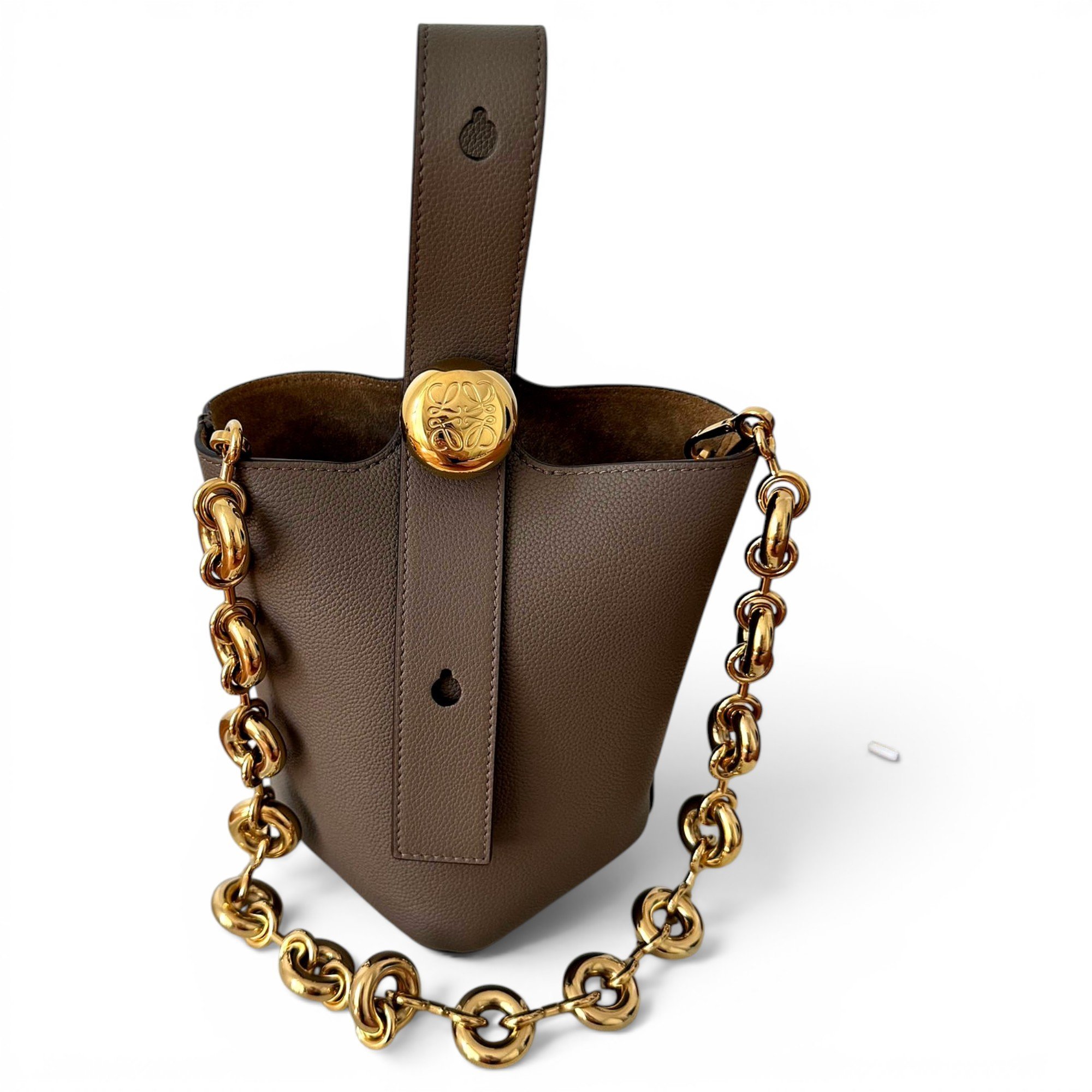 Pebble leather handbag
