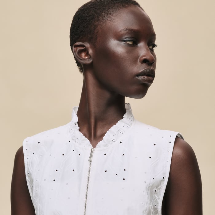 Blanc Sleeveless Embroidered Blouse