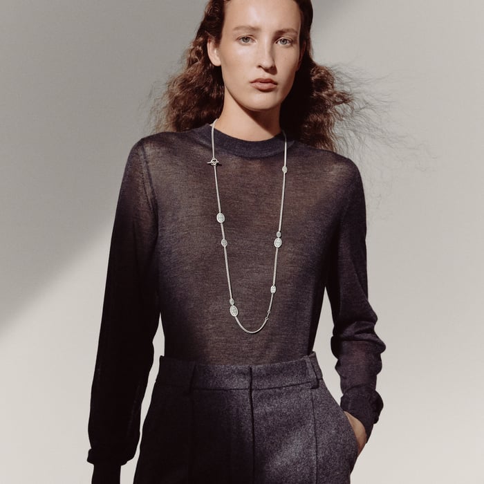 Sans Coloris Point Sellier Long Necklace